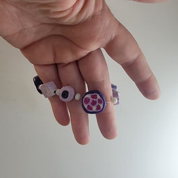 Vintage 1970s Bead Necklace 28 Inch Purple Pink Boho Jewelry - Picture 9 of 10